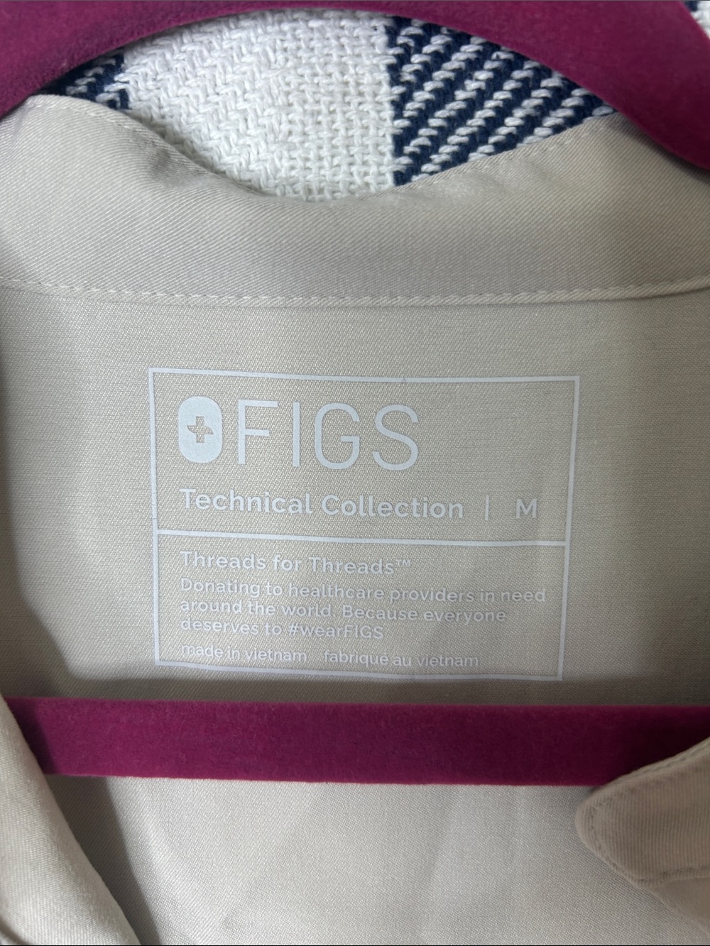 Figs Rafaela Scrub Top - Picture 2 of 3